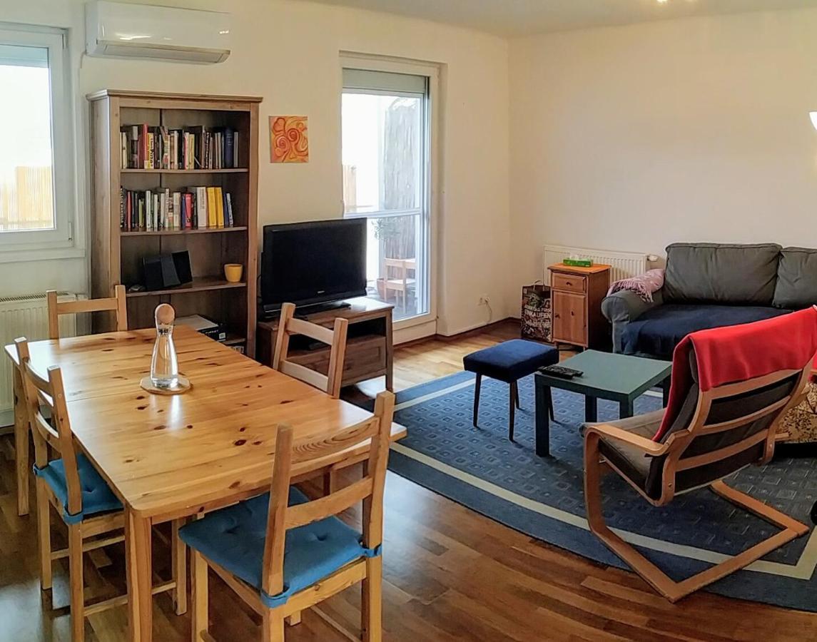 Apartment Family-friendly Flat With Balcony Wien